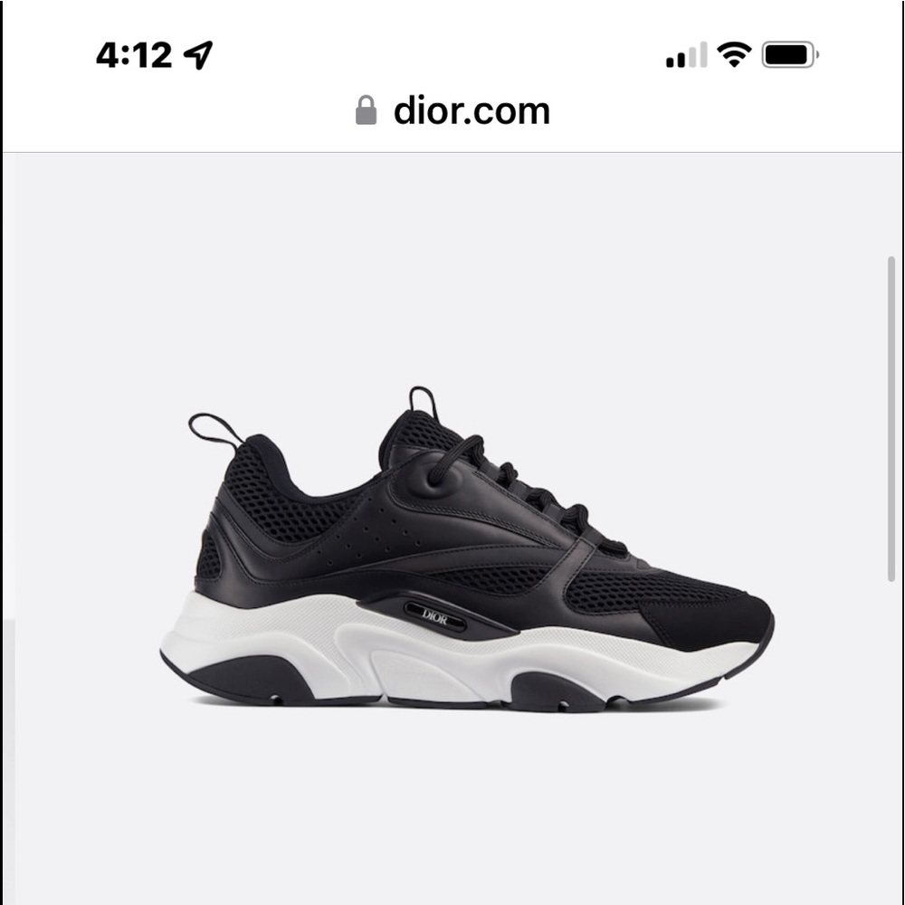 Christian Dior B22